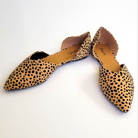 Cupid Shoes - Cupid Leapord Print Pointed Toe Flats
